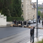 Barricades et affrontements avec la police devant l'universit le 28 avril 2009 photo n152 